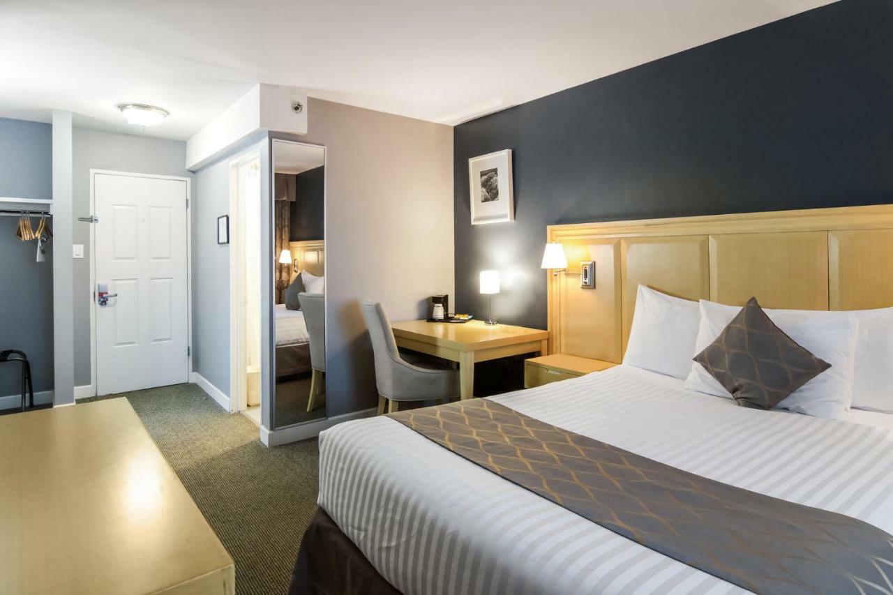 Red Lion Inn & Suites Abbotsford Luaran gambar